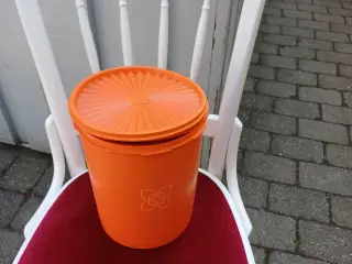 Tupperware med solstråle låg 