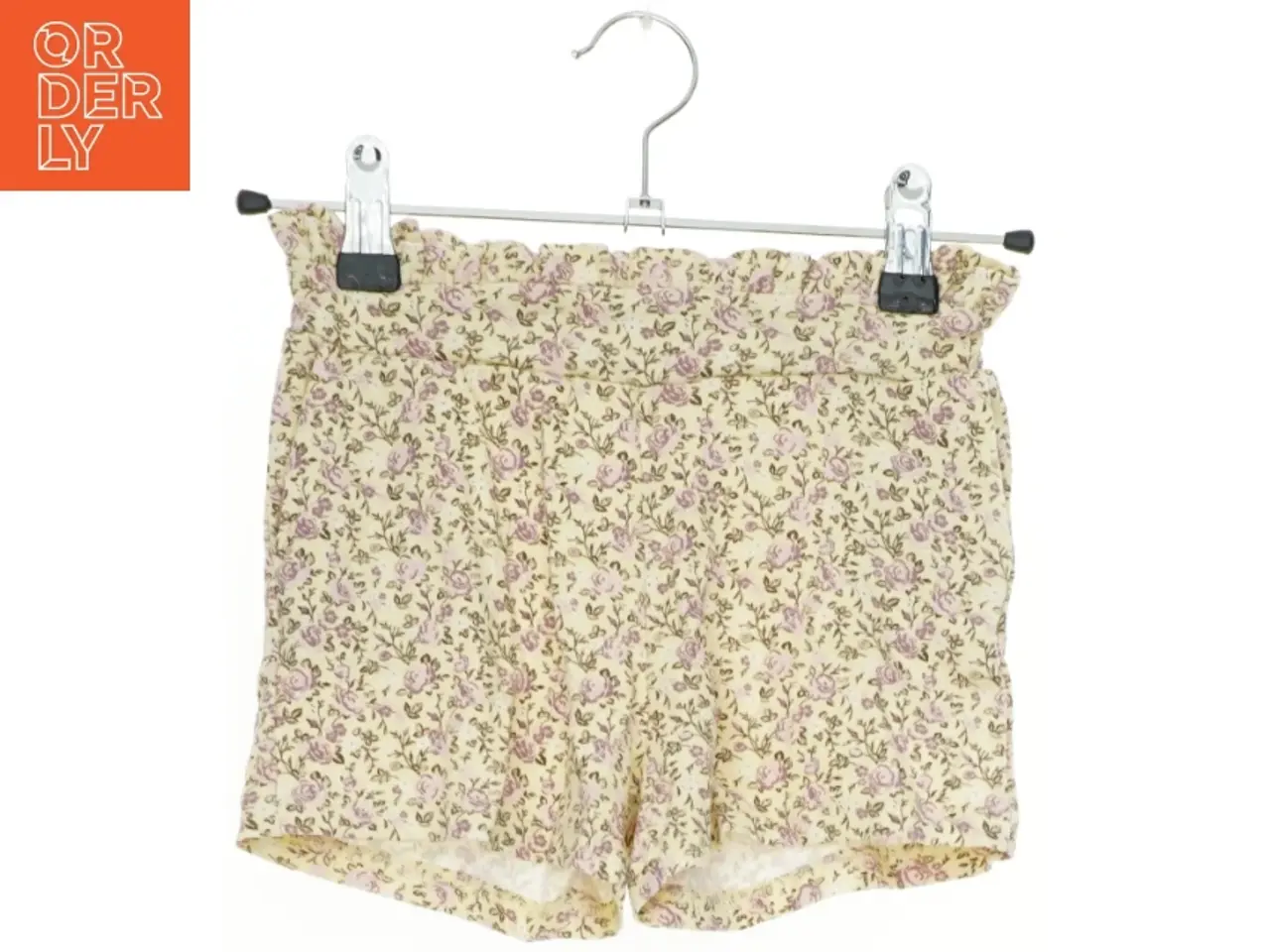 Billede 1 - Blomsterprintede shorts fra Name It (str. 104)