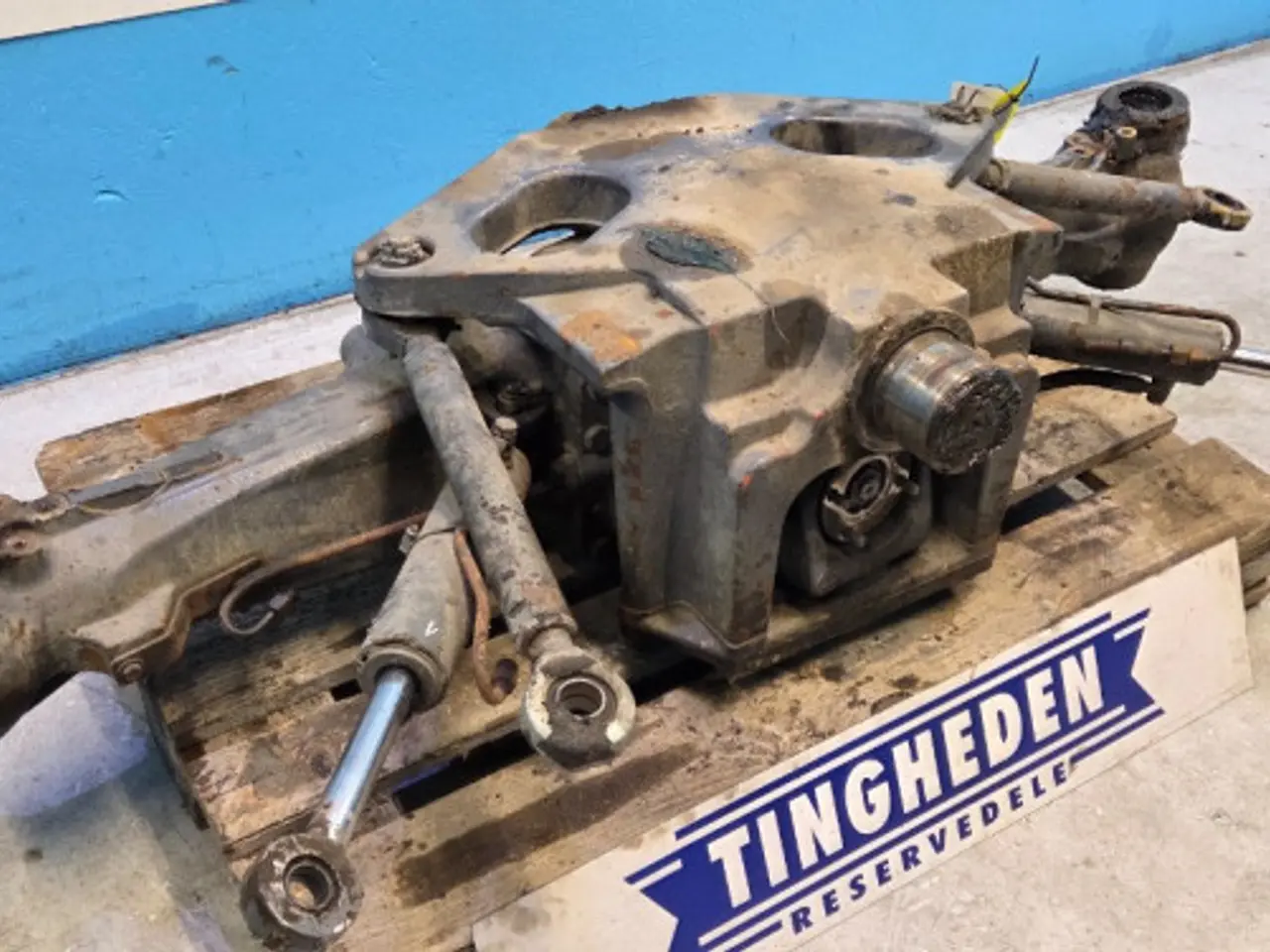 Billede 15 - New Holland TM125 Foraksel 5179410