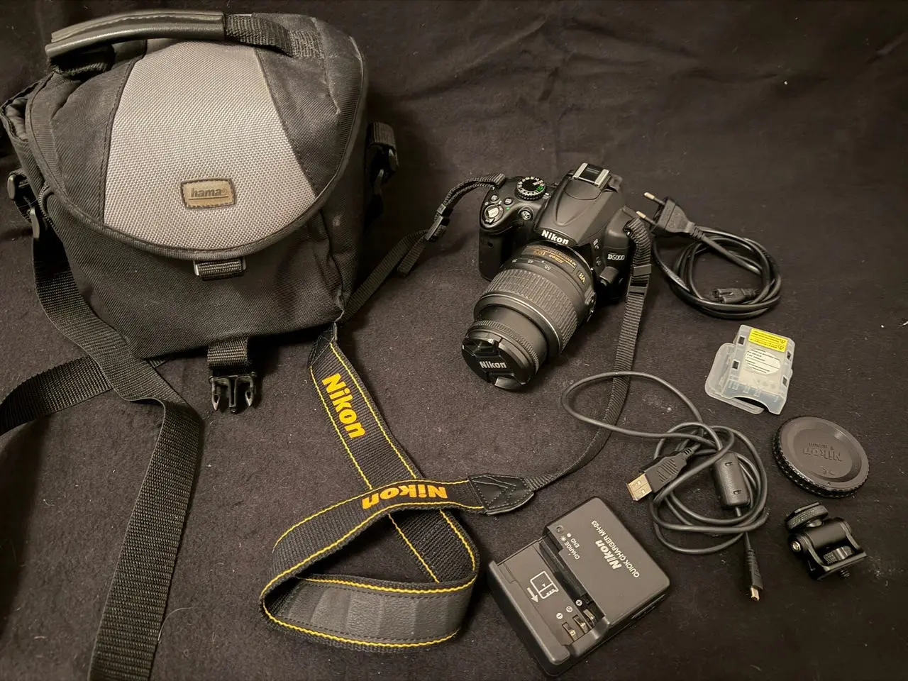 Billede 1 - Nikon D5000 DSLR med 18–55 mm VR, taske, oplader
