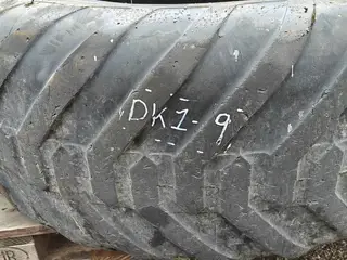 De Molen 425/65R22.5 XXX