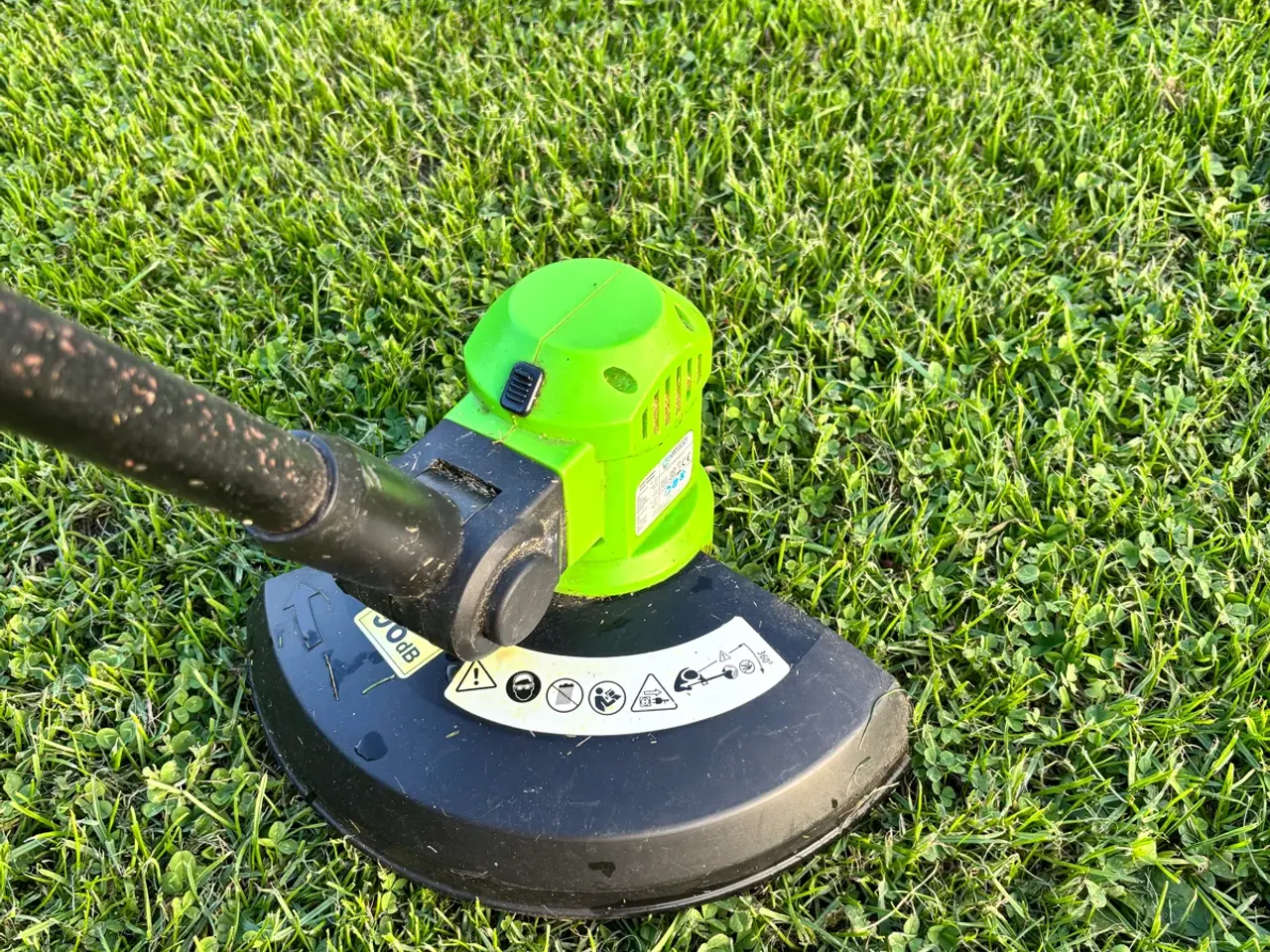 Billede 3 - Grøn elektrisk græstrimmer/kantklipper 