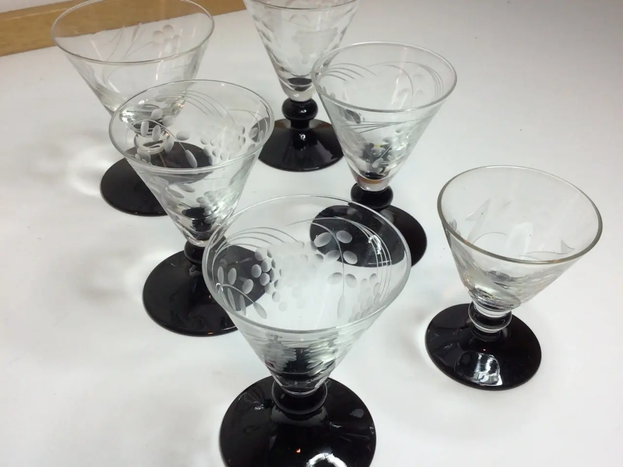 Billede 3 - Sortfodsglas, dessertvin, 6 stk. (nu 5 stk.)