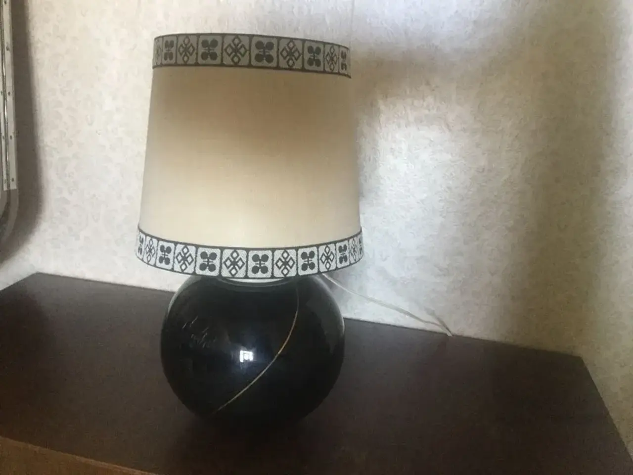 Billede 1 - Bordlampe. Retro
