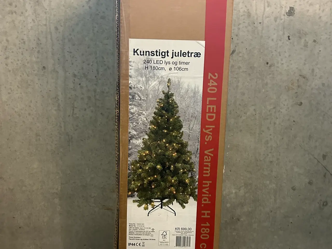 Billede 2 - Nyt Kunstigt juletræ med 240 LED lys i varm hvid o