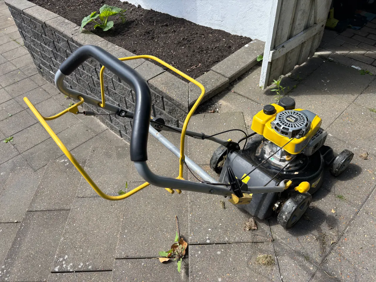 Billede 1 - Plæneklipper