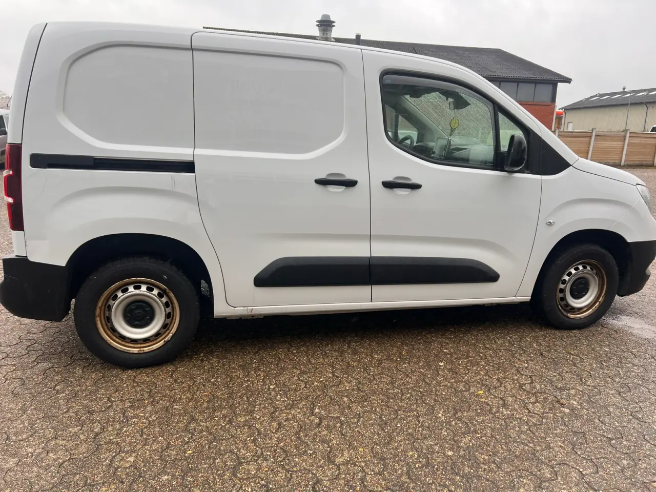 Billede 10 - Fin OPEL COMBO 1,5 BlueHDI 102 L1
