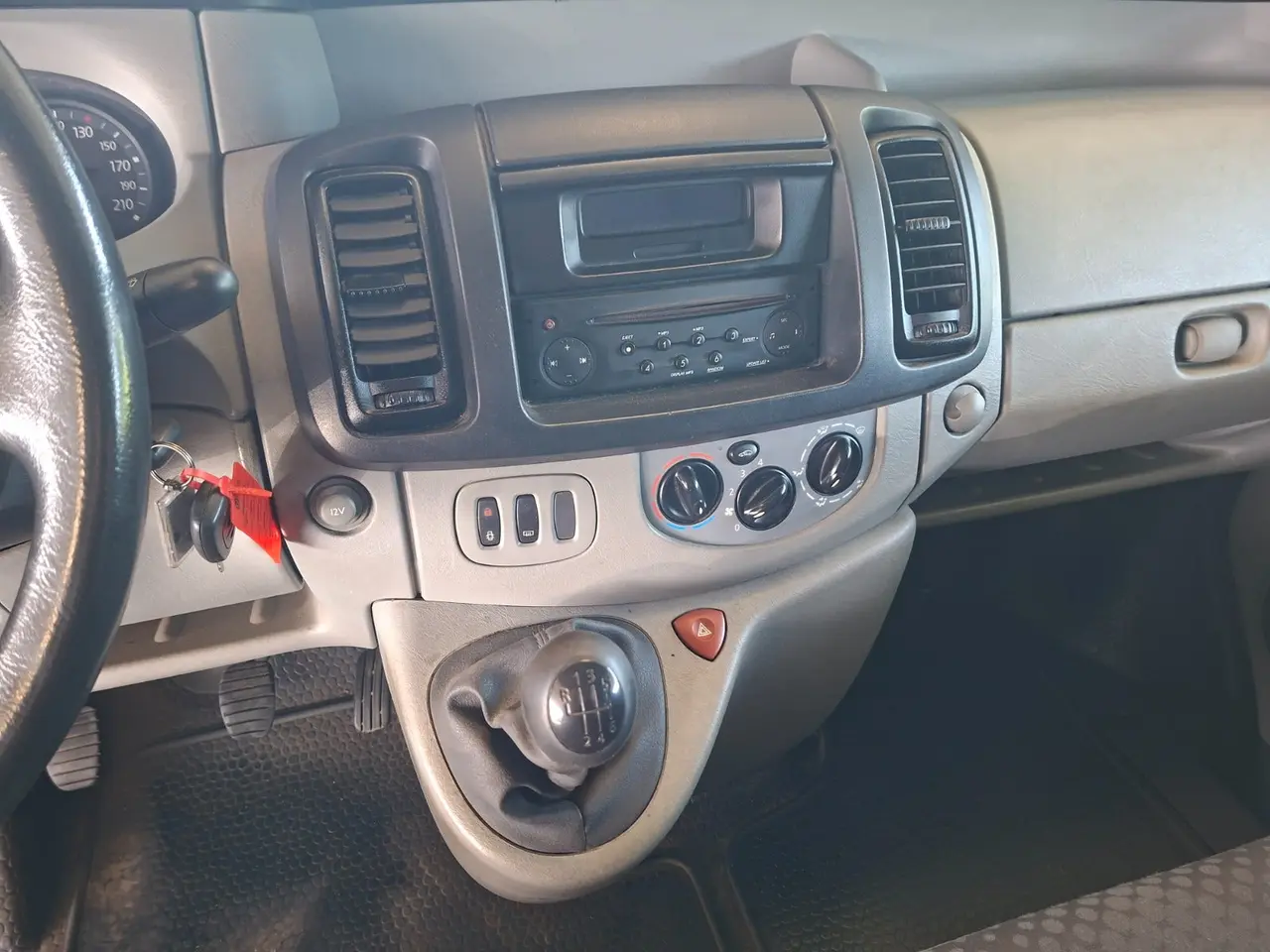 Billede 10 - Renault Trafic T27 2,0 dCi 115 L1H1
