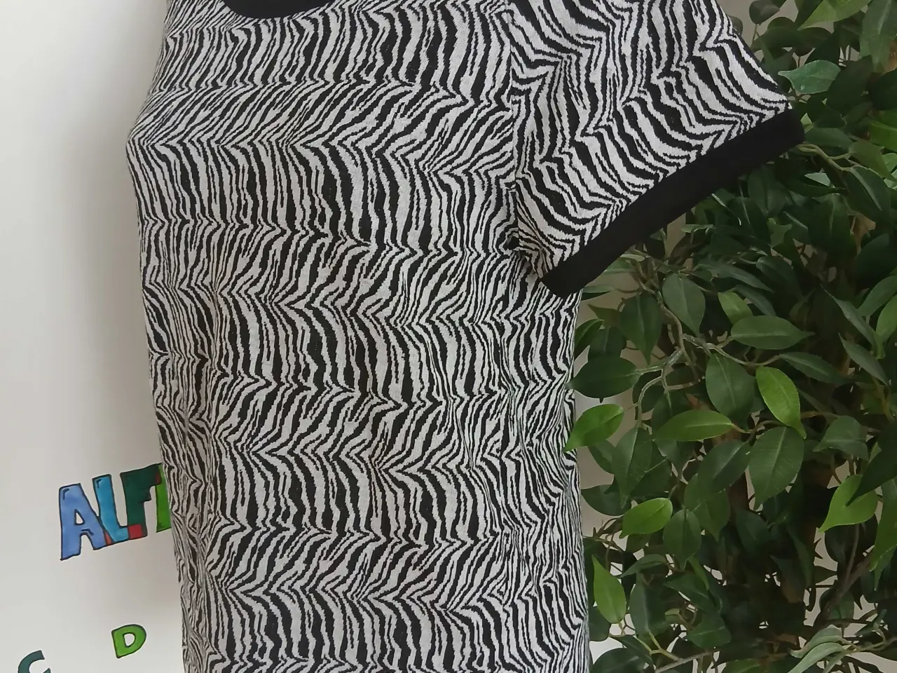 Billede 5 - Top. Milla. Small/36