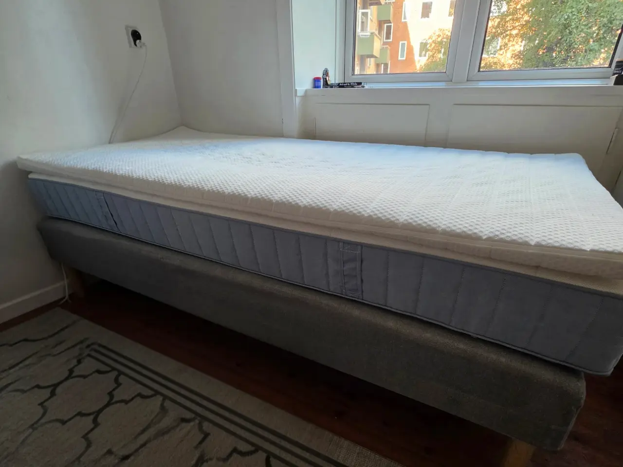 Billede 1 - Ikea- Bed, mattress, top mattress ( All together)