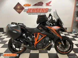 KTM 1290 Super Duke GT
