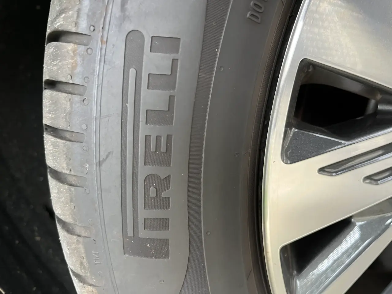 Billede 2 - Sommerdæk 19” Pirelli 4 stk .