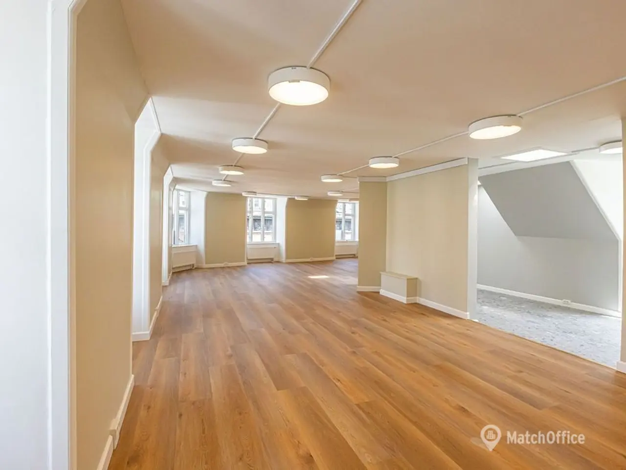 Billede 6 - INGEN BINDING - Nyistandsat og indbydende kontor på 487 m² med privat tagterrasse