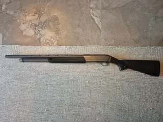 Winchester SX3 12/89 halvautomatisk haglgevær