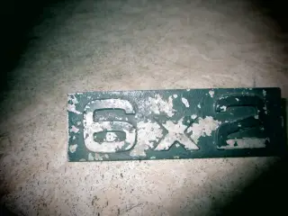 Brugt emblem 6 x 2 Mercedes
