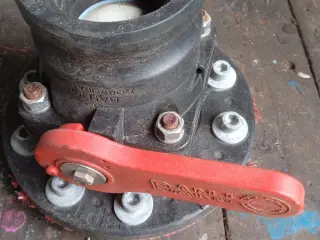 3" tank gemmenføring