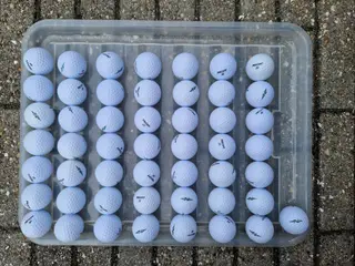 50 stk. brugte Precept Laddie golfbolde, sælges.