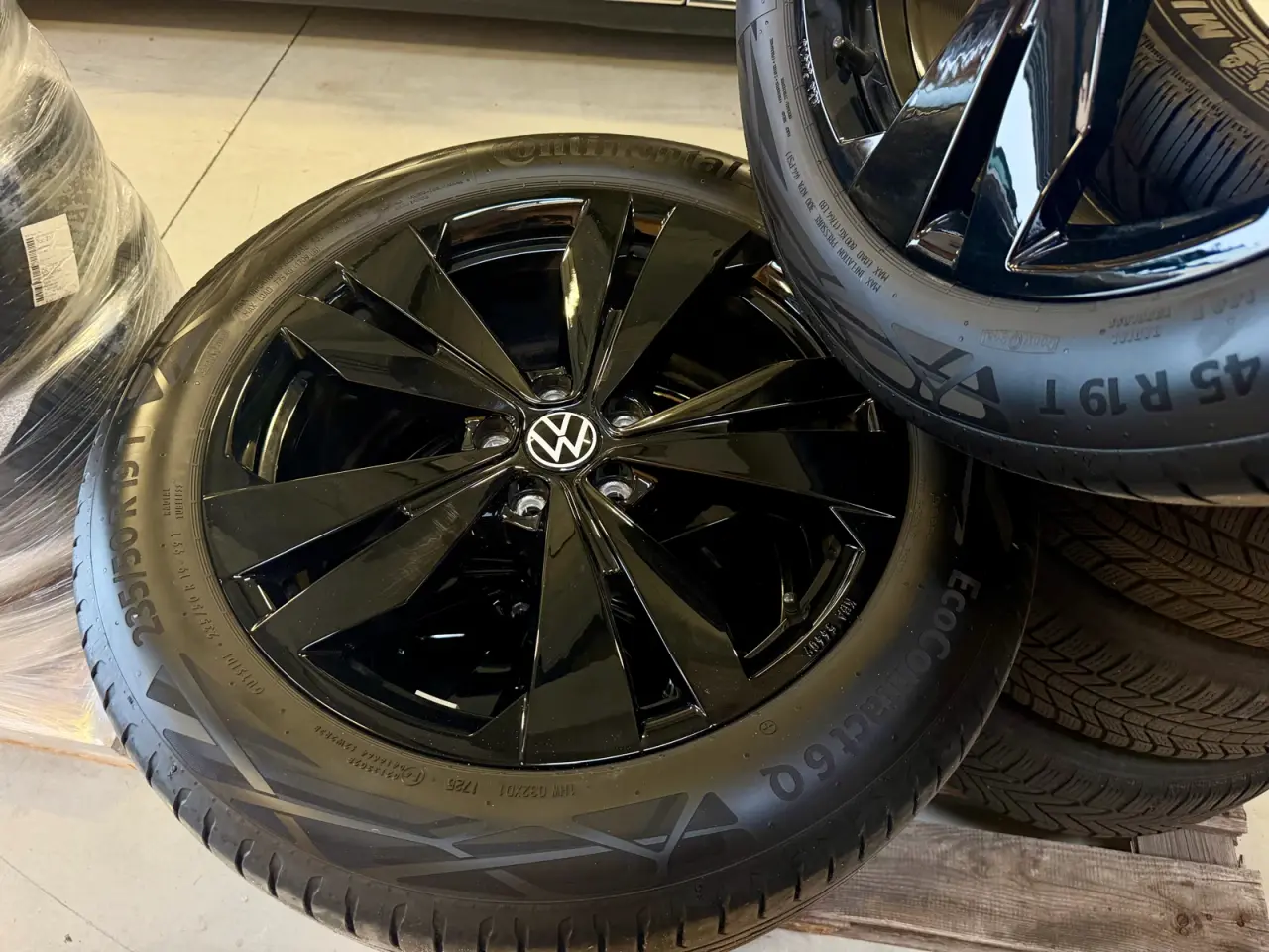 Billede 3 - Originale VW ID.7 Loen 19" alufælge m. Continental