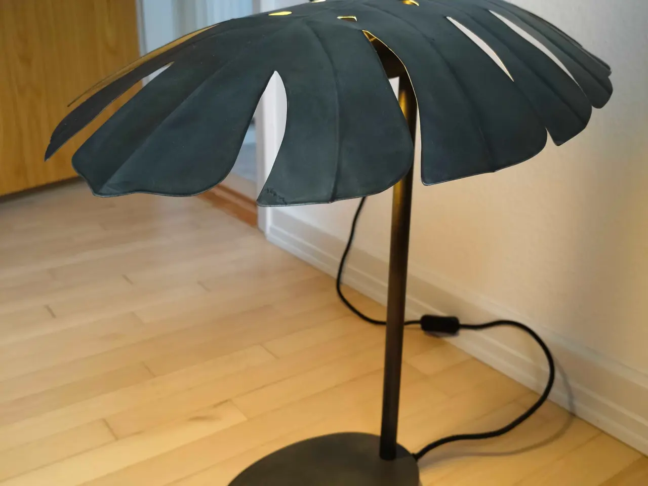 Billede 3 - Bord lampe i metal h 52 