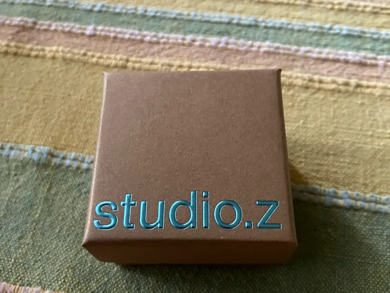 Billede 2 - Studio Z Magma sølv øreringe