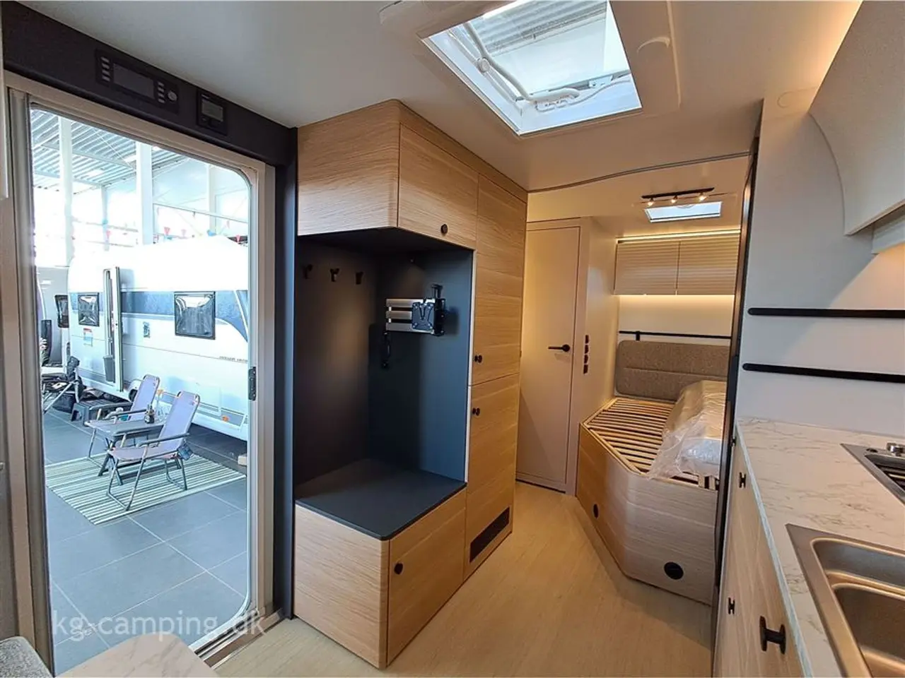 Billede 10 - 2026 - Adria Adora 522 UP Denne flotte vogn er med TRUMA Combi 6 E gas og el-varme