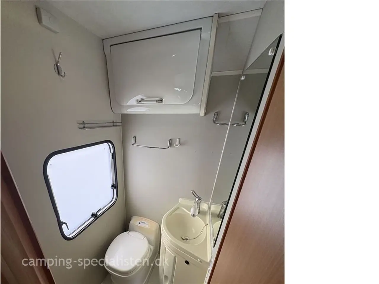 Billede 11 - 2007 - Elnagh Baron 120 L Elnagh Baron 120L 2007 - Se den nu hos Camping-Specialisten.dk