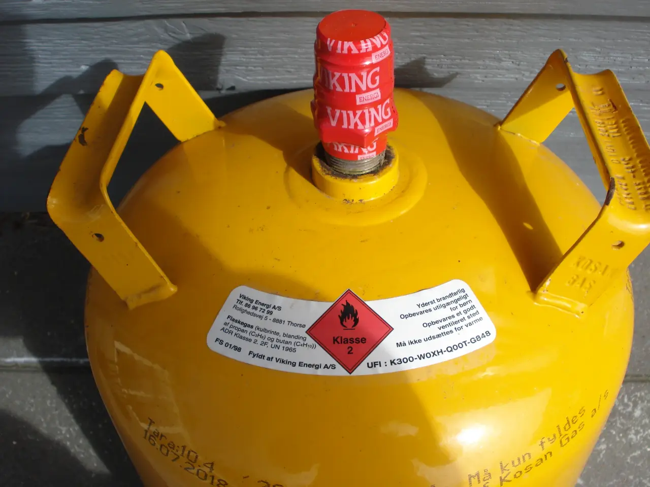 Billede 2 - Fyldt Gasflaske gul 11 kg plomberet