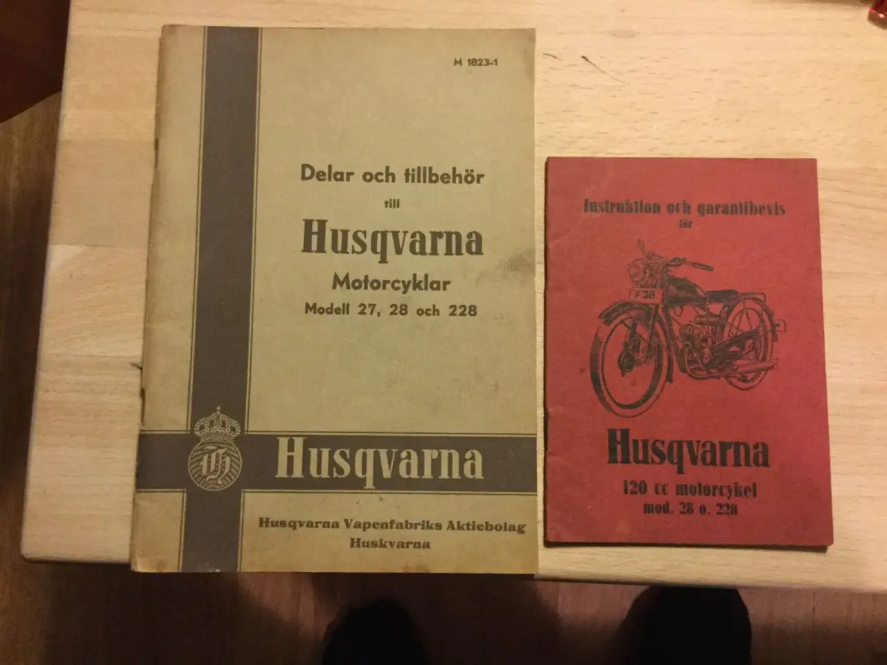Billede 1 - Husqvarna bøger gamle