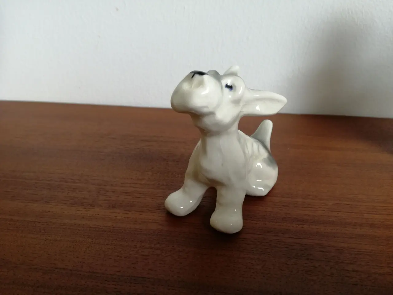 Billede 2 - Porcelæns hund
