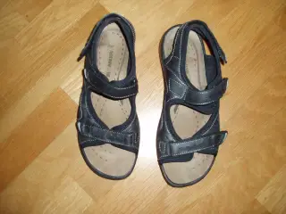 Romika sandal str. 39
