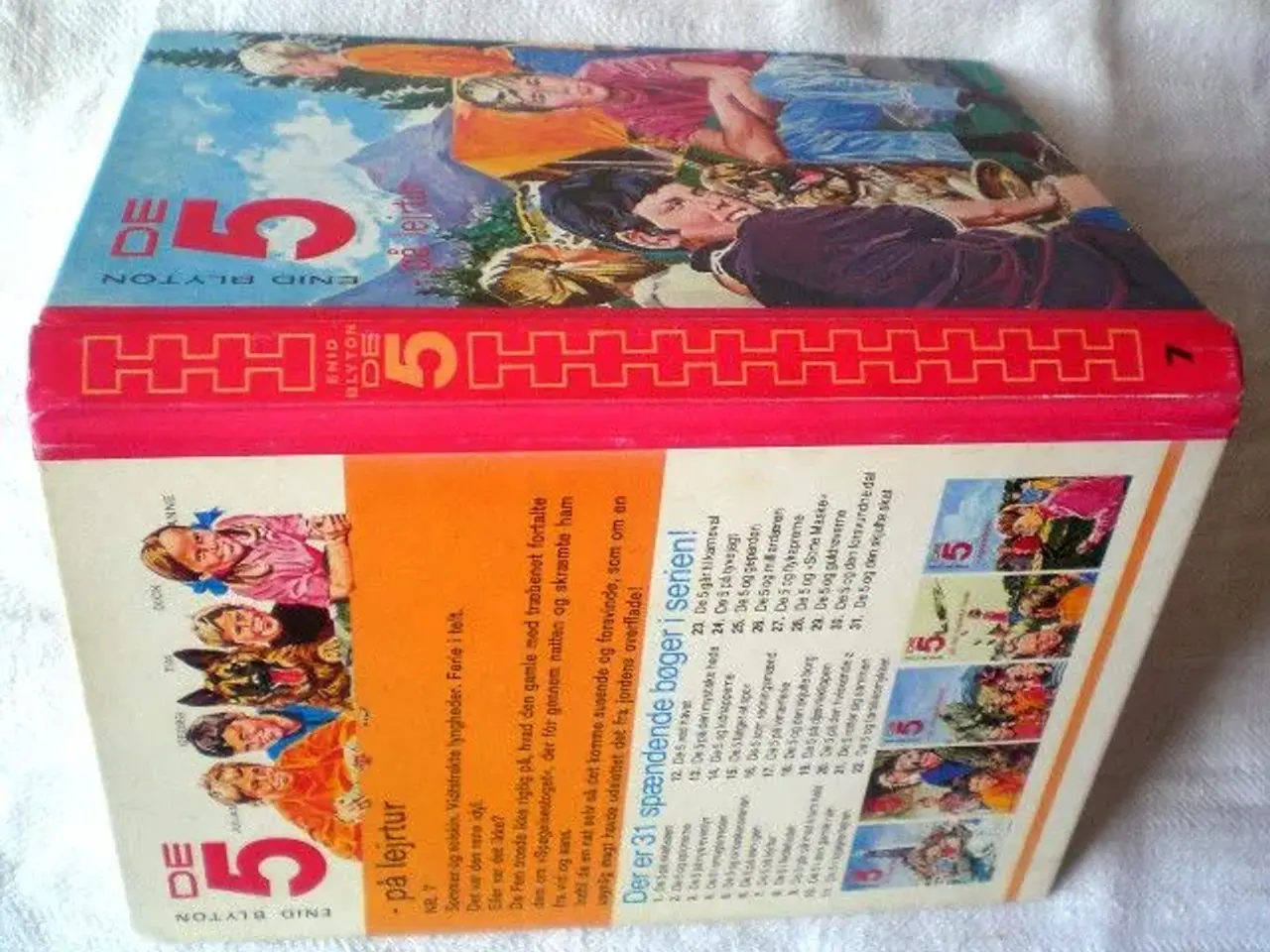 Billede 3 - Enid Blyton - De 5 på lejrtur.