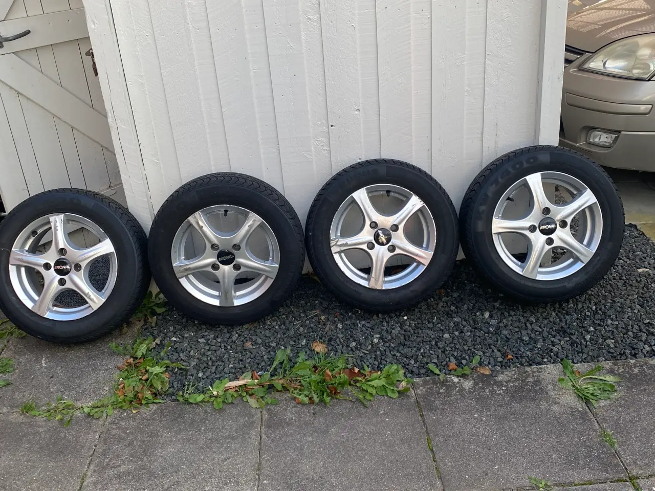 Billede 4 - KUMHO vinterdæk på alufælge i rigtig god stand 175
