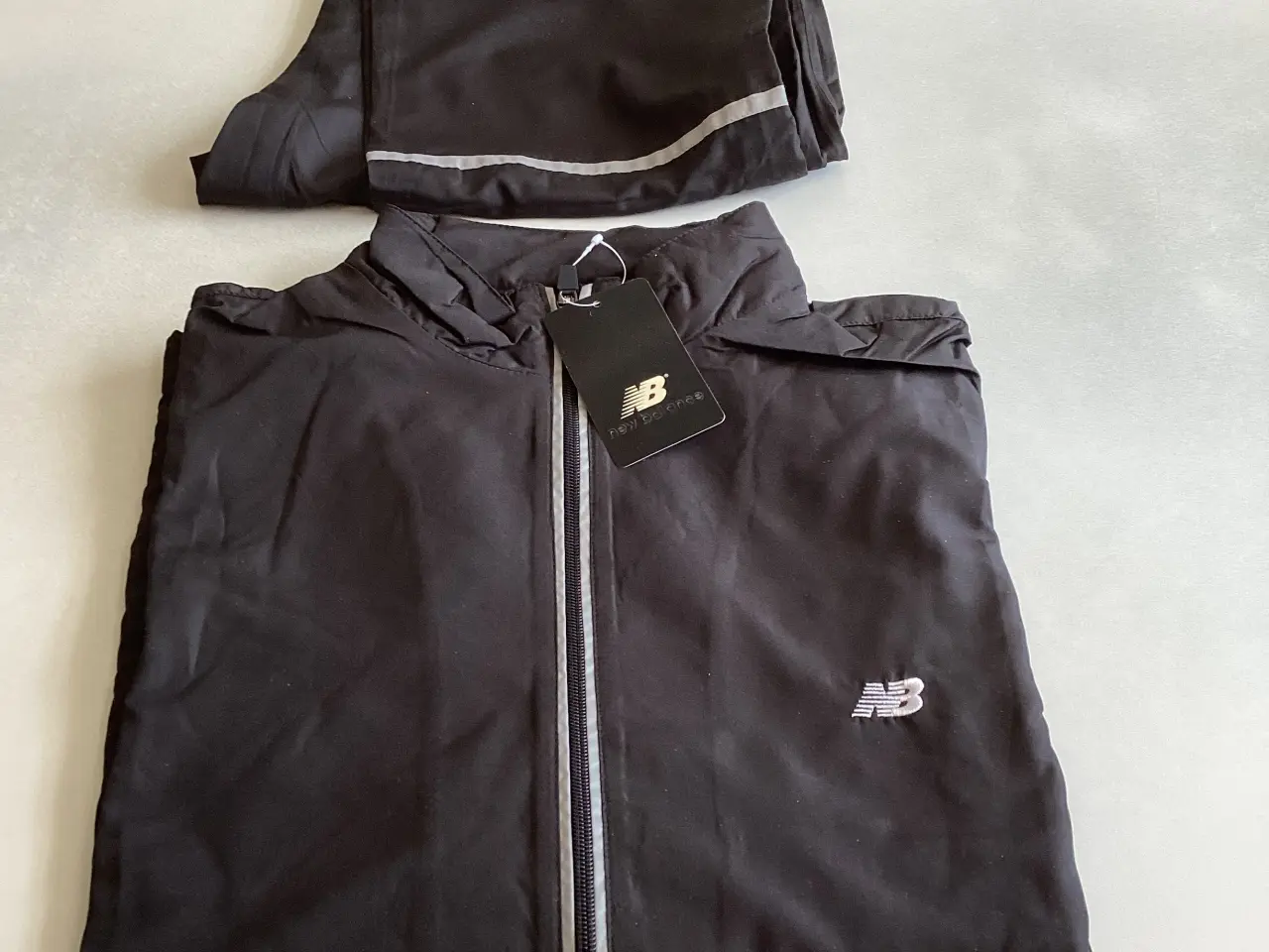 Billede 1 - NEW BALANCE løbe dragt