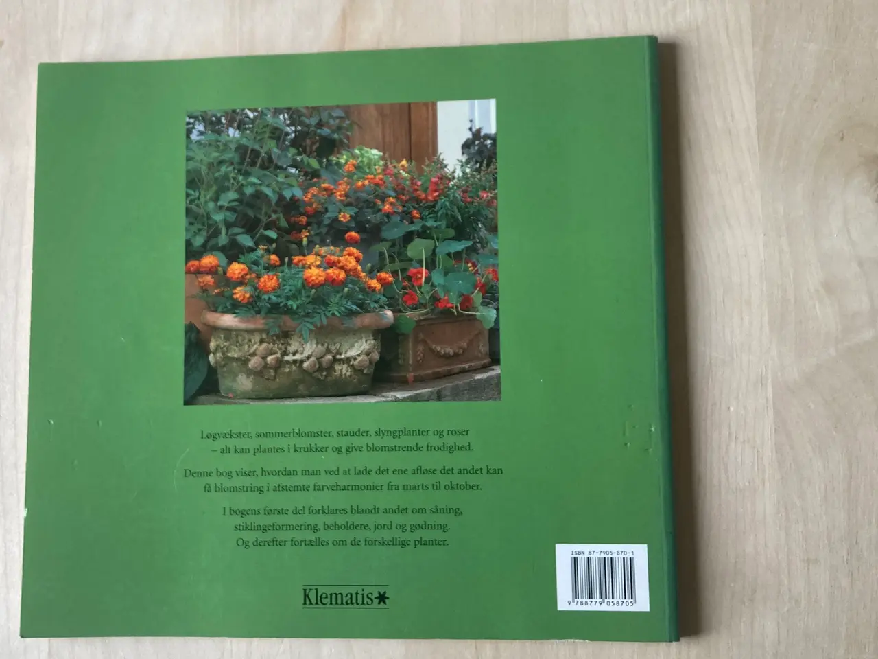 Billede 8 - Krukker i haven, af Claus Dalby