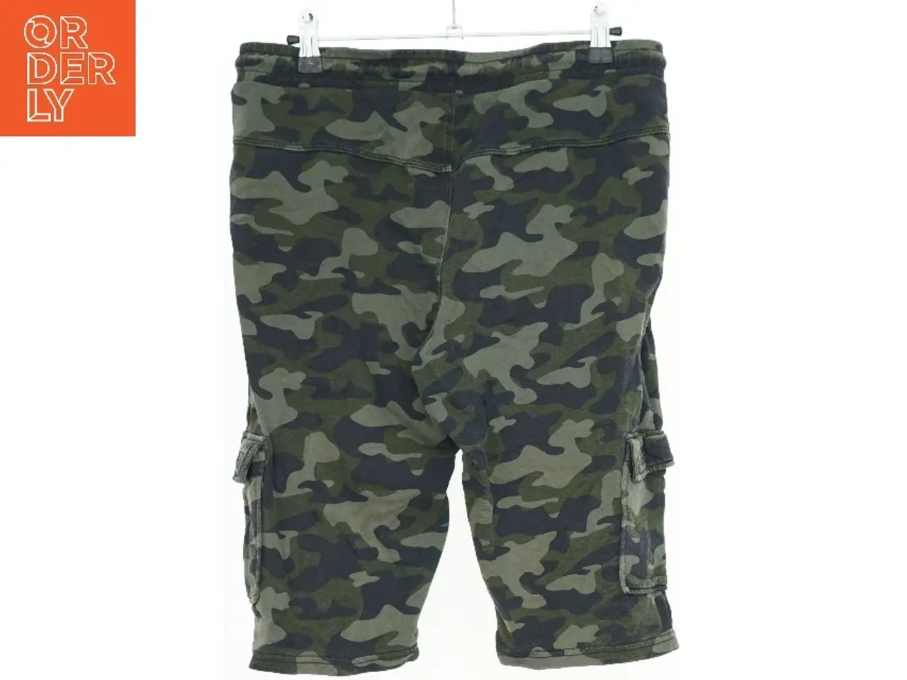 Billede 2 - Cargo shorts med camouflage mønster (str. 176)