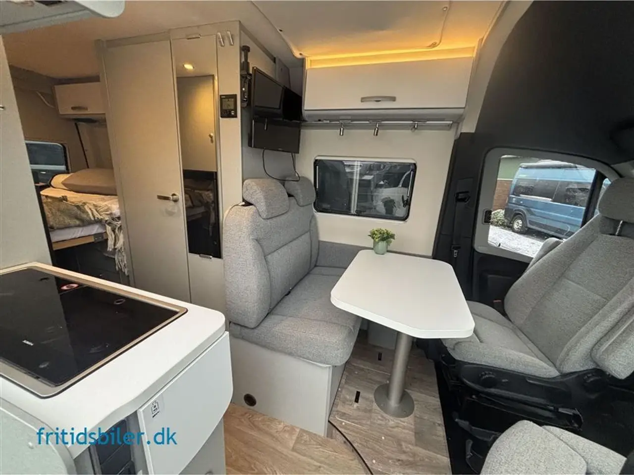 Billede 6 - 2024 - Hymer Free S600 Blue Evolution 170 HK Hymer Free S600 bygget på MB Sprinter i en Blue Evolution med Hævetag og fed Grøn farve