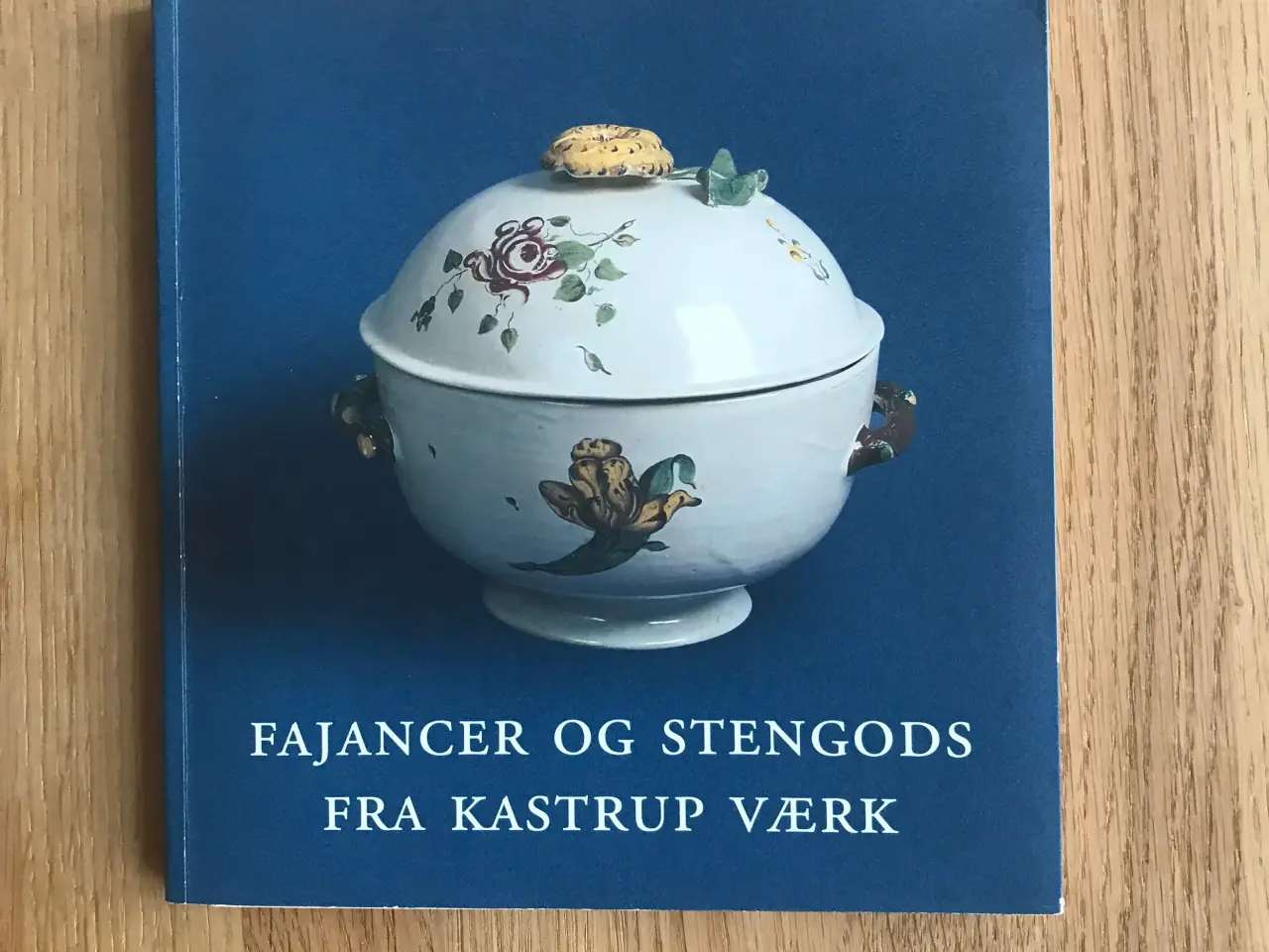 Billede 1 - Fajancer og stengods fra Kastrup Værk