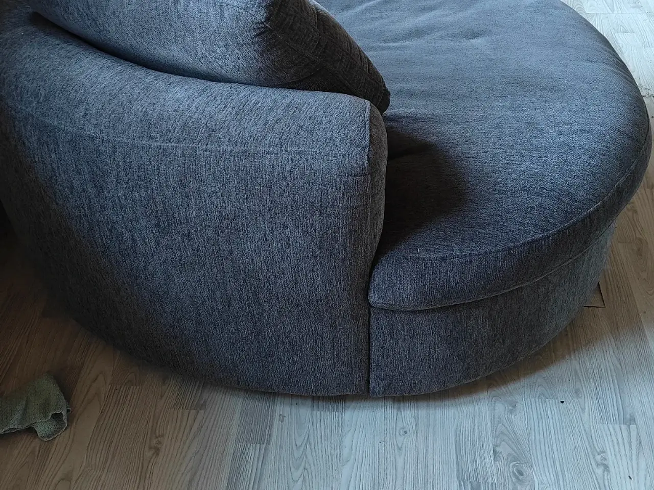 Billede 3 - Fin sofa i kraftig blød stof