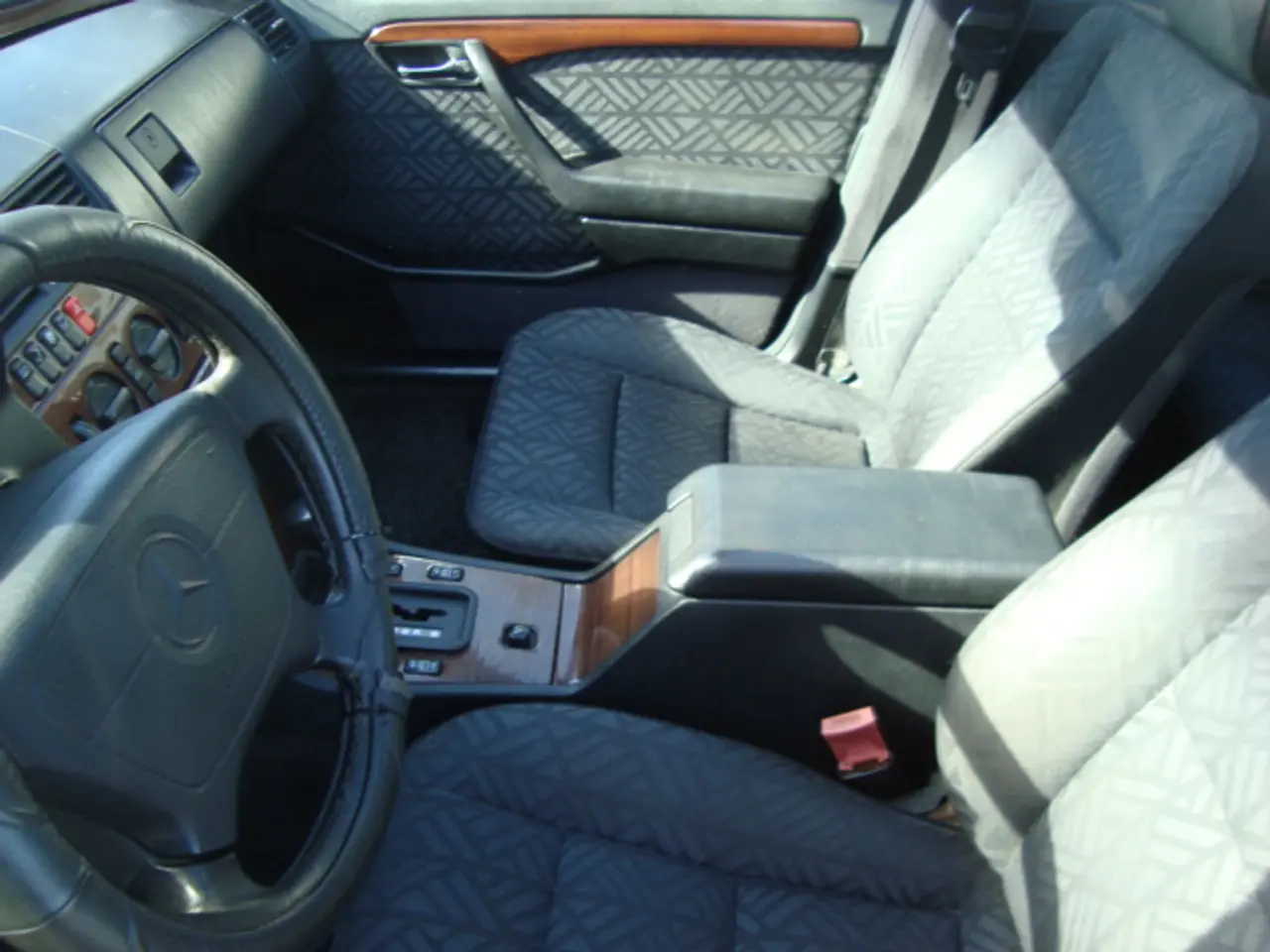 Billede 10 - Fin MB C250D holder syn i over 7 år soltag, træk
