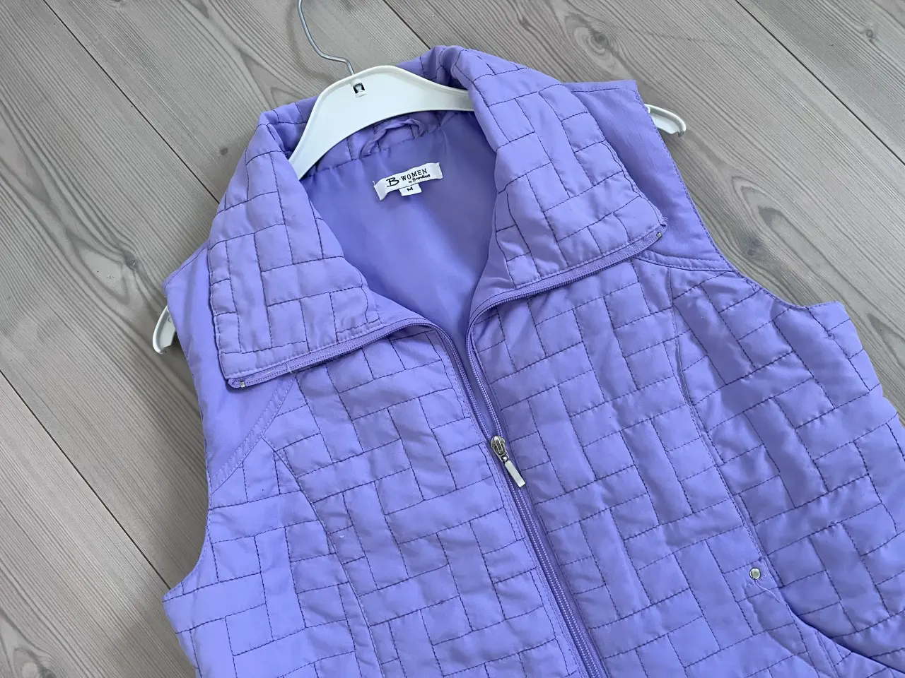Billede 5 - Vest, Brandtex, Str M lys lilla