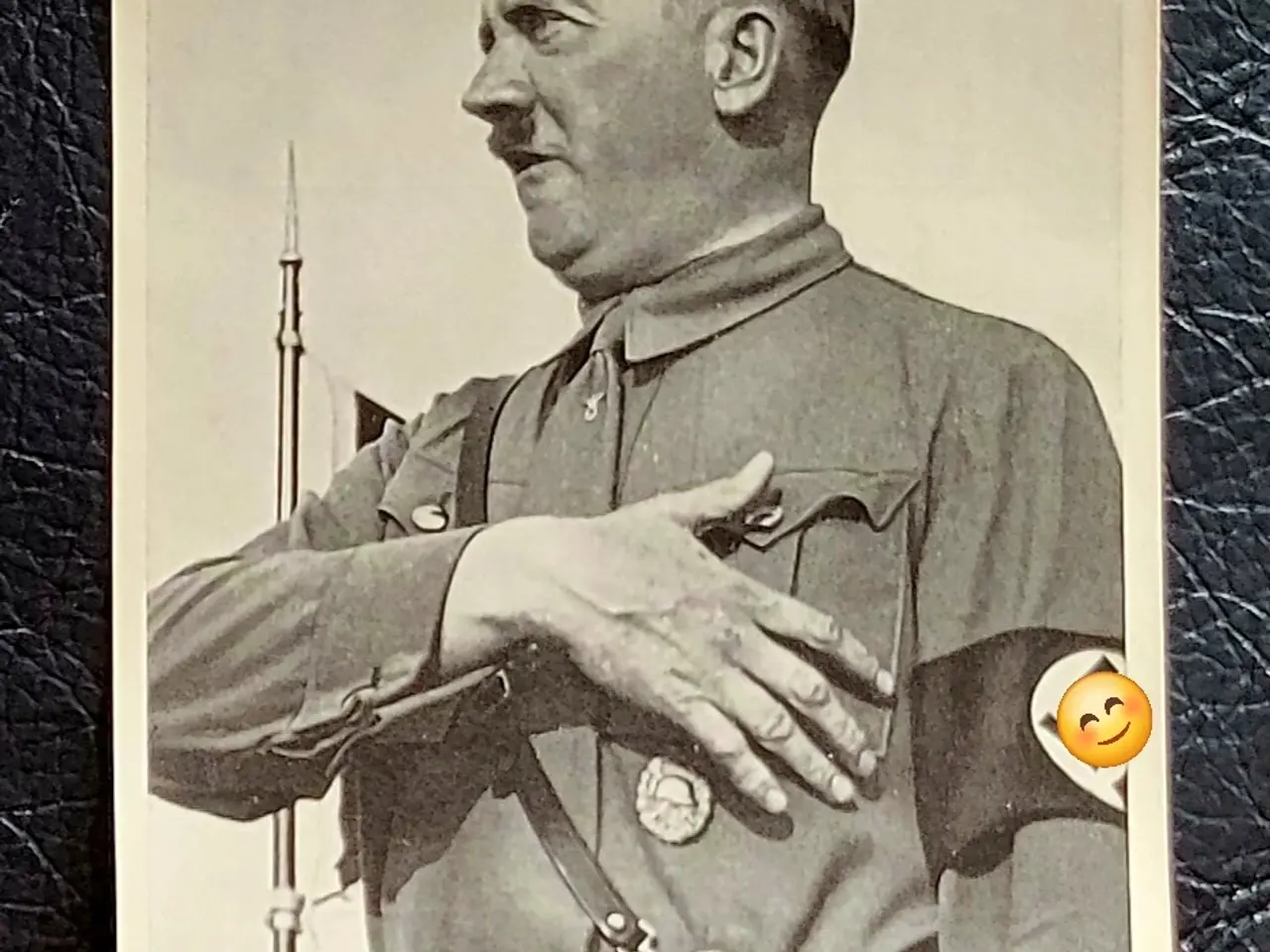 Billede 1 - WW2 - Originalt samlebillede med Adolf Hitler