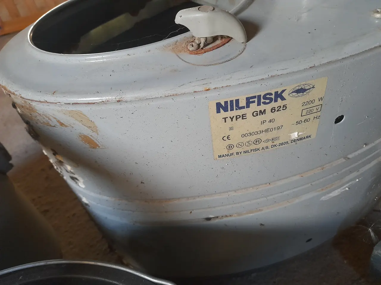 Billede 2 - Nilfisk industristøvsuger med nye 220W motorer