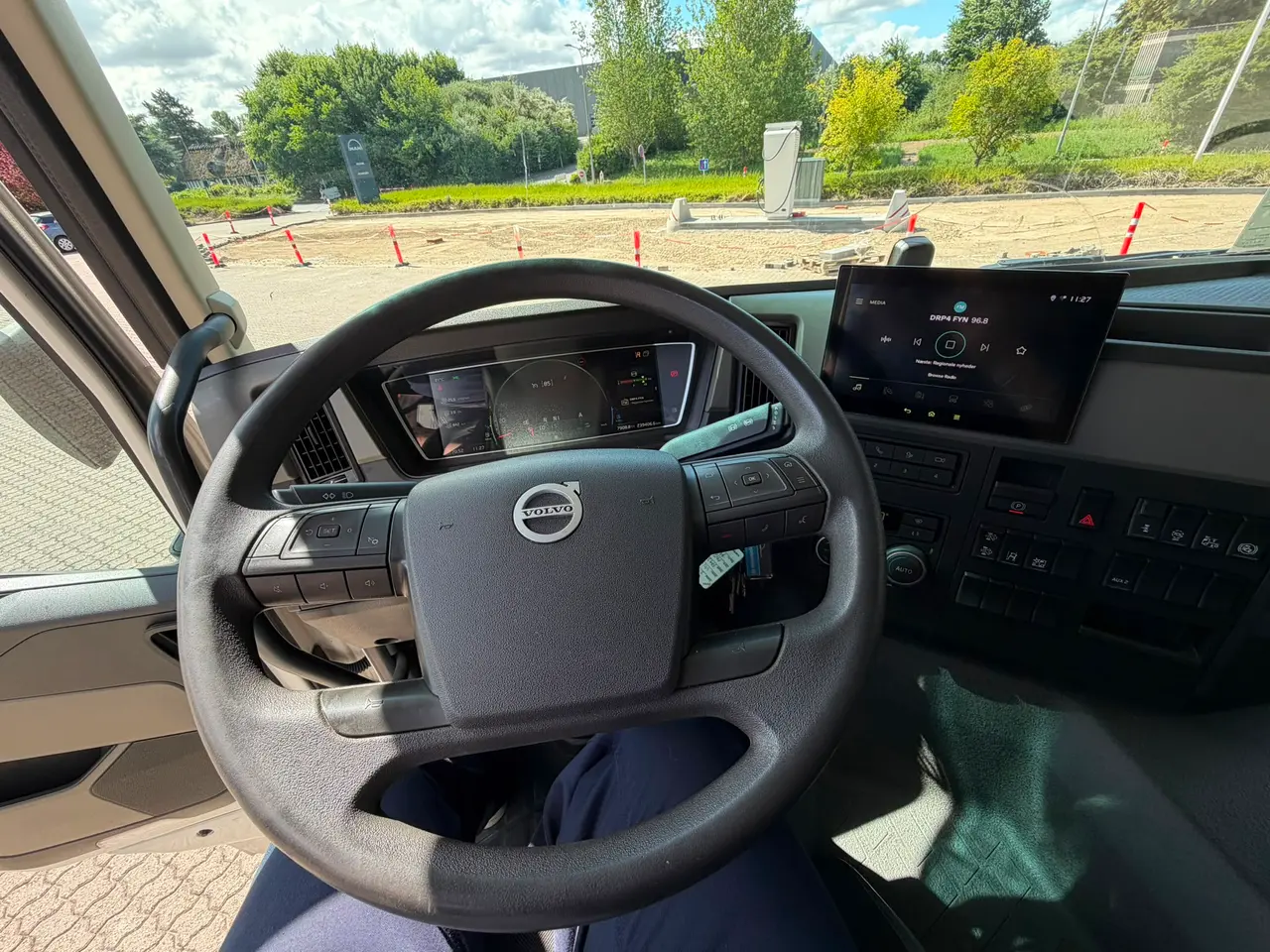 Billede 14 - Volvo FM330 4X2, Presenning