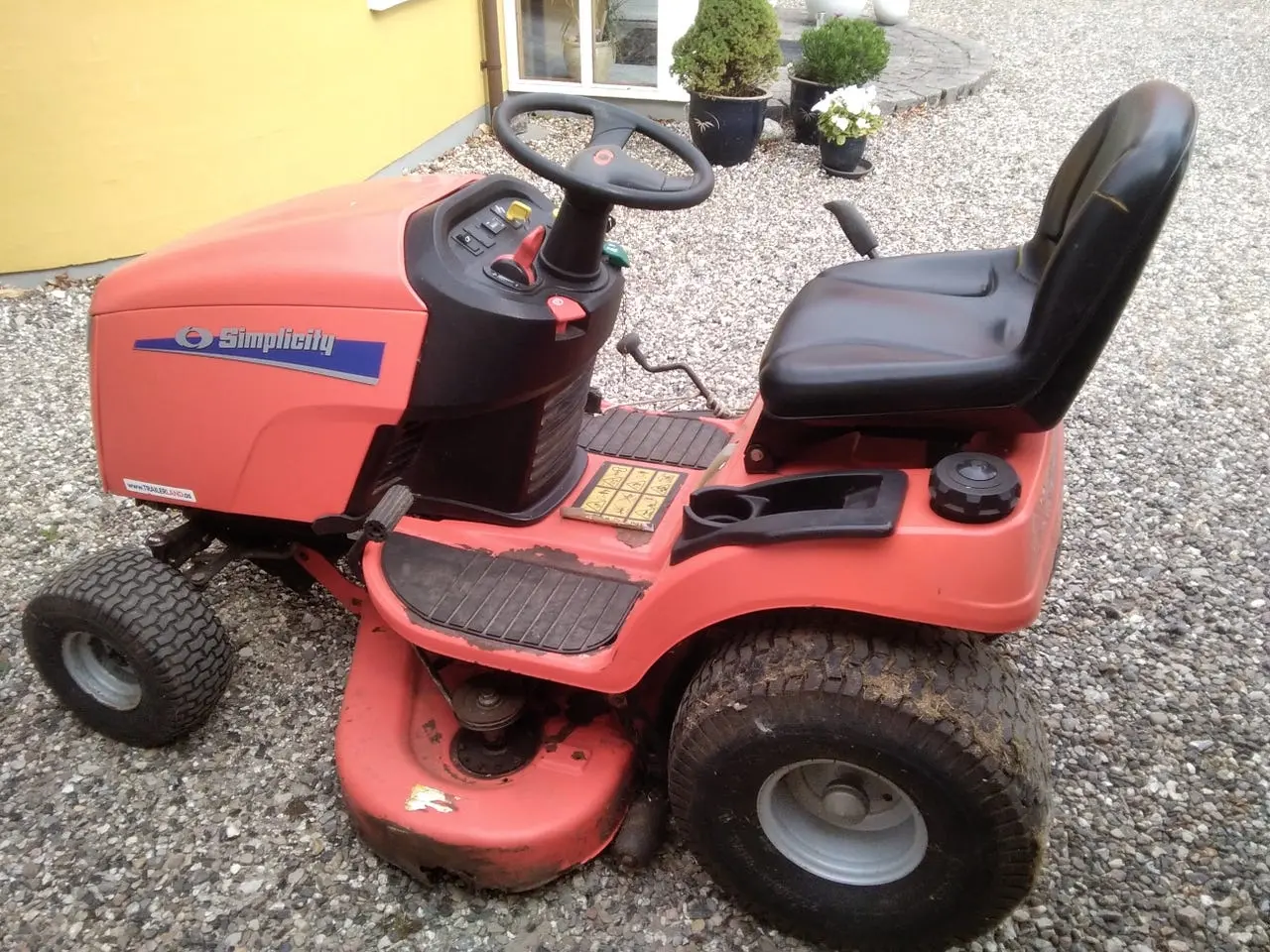 Billede 1 - KØBES BILLIG havetraktor Klippe & køreklar Stor OK