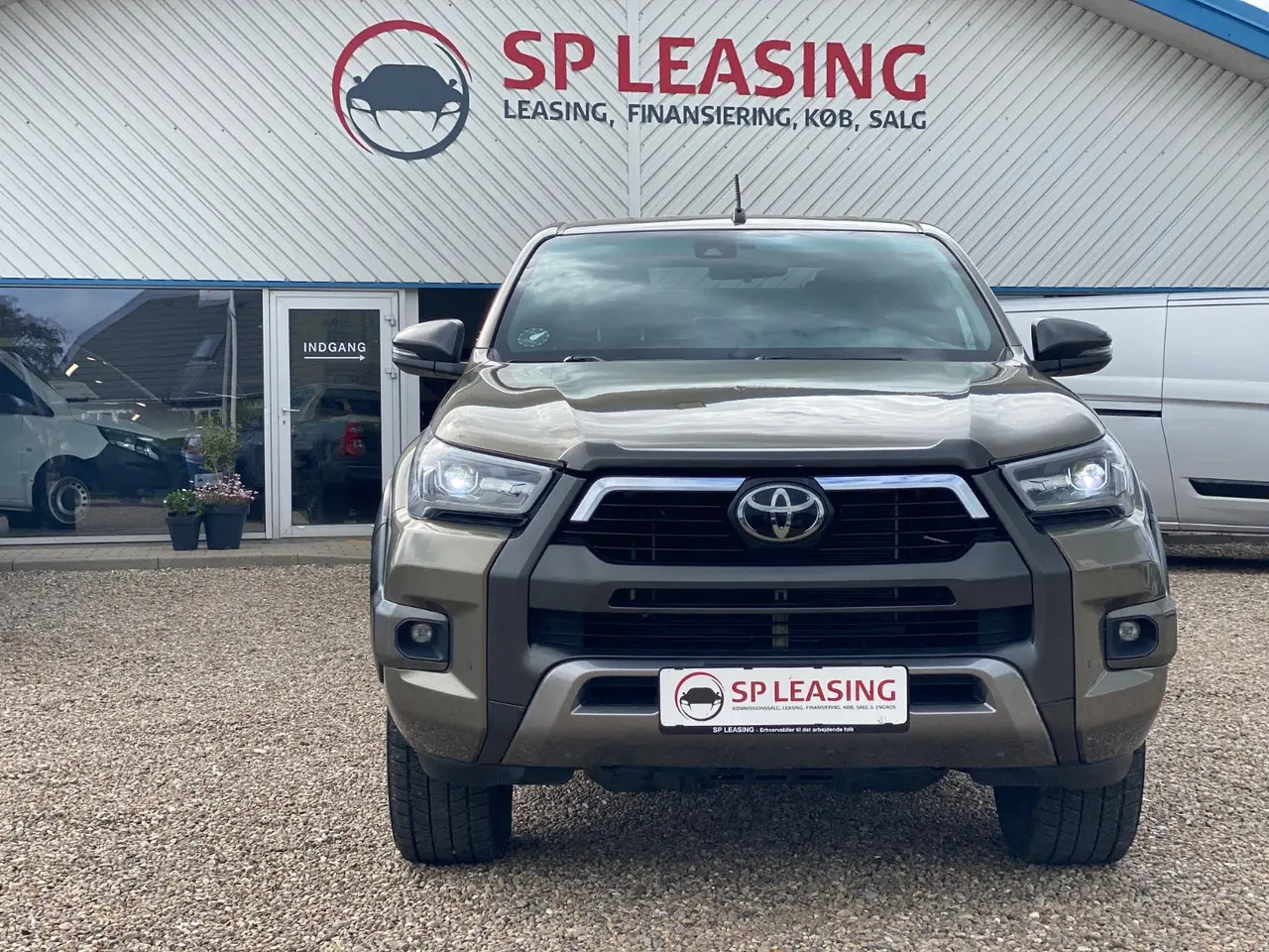 Billede 2 - Toyota HiLux 2,8 D T4 Invincible Db.Kab aut.