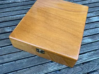 Cigarkasser med rumdeler ca 1940