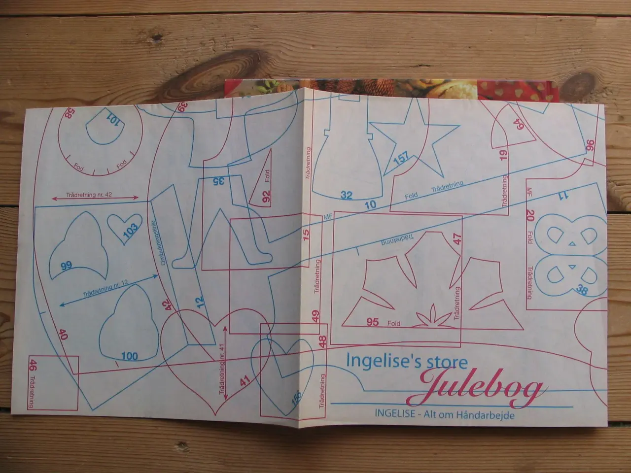 Billede 6 - Ingelises Store Julebog