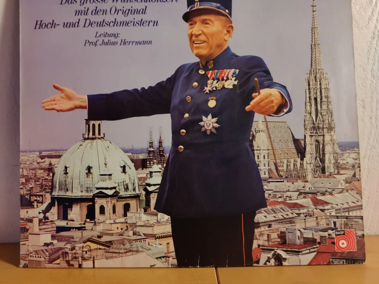 Billede 1 - Wien bleibt Wien LP