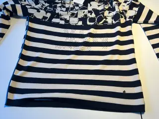 Tynd strikke bluse