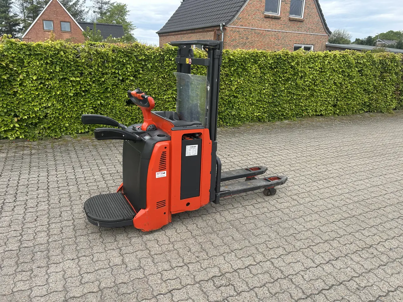 Billede 1 - Linde L14 el-stabler